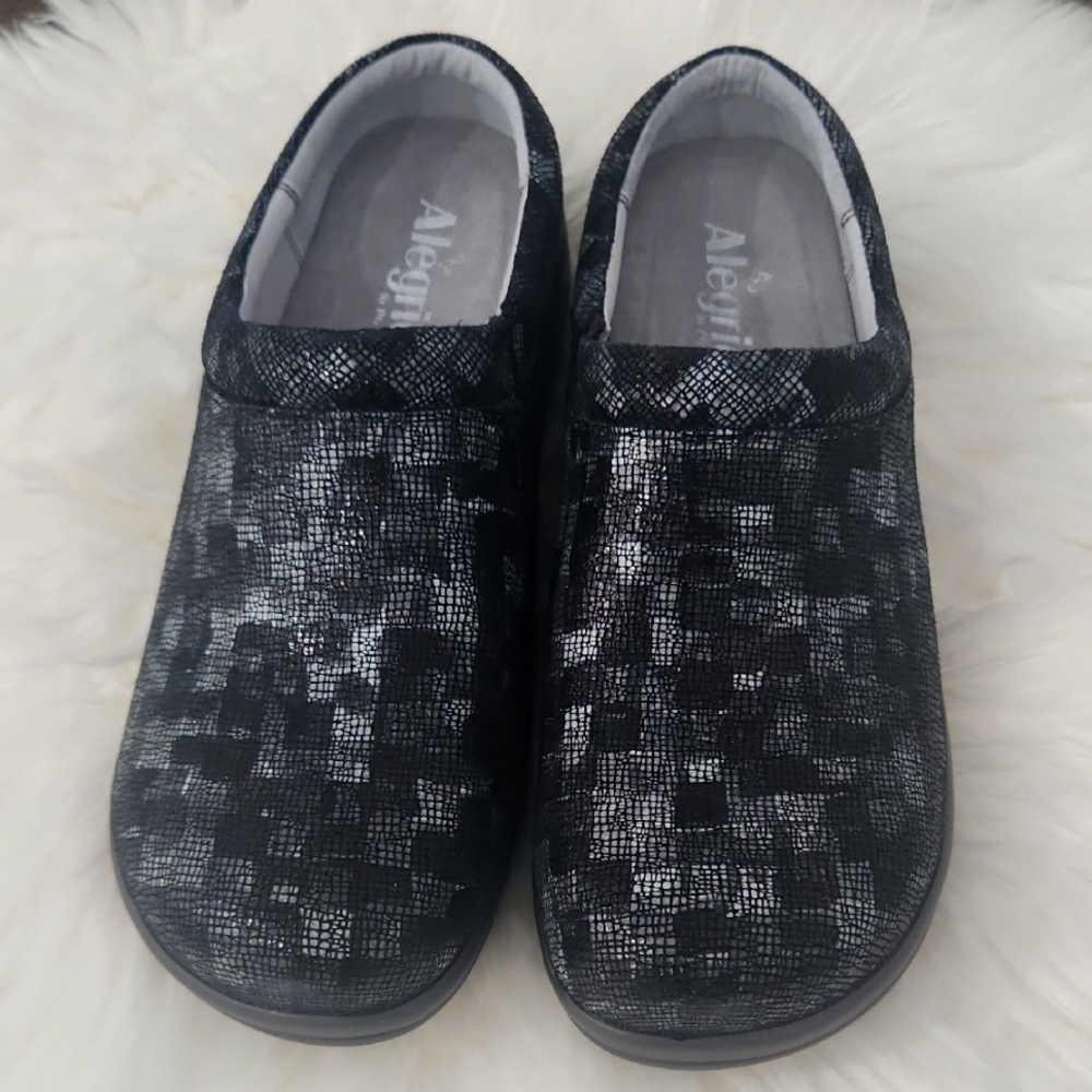 New Alegria Kayla Block Party Nights slip on shoe sz. 40